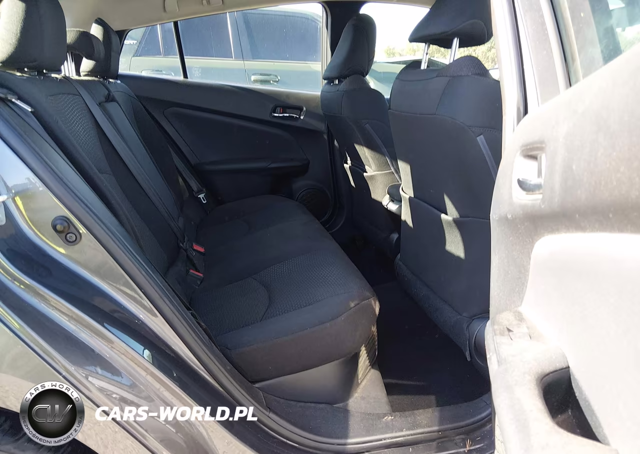 2020 Toyota Prius Le Awd-E VIN:JTDL9RFU8L3014507 - 8