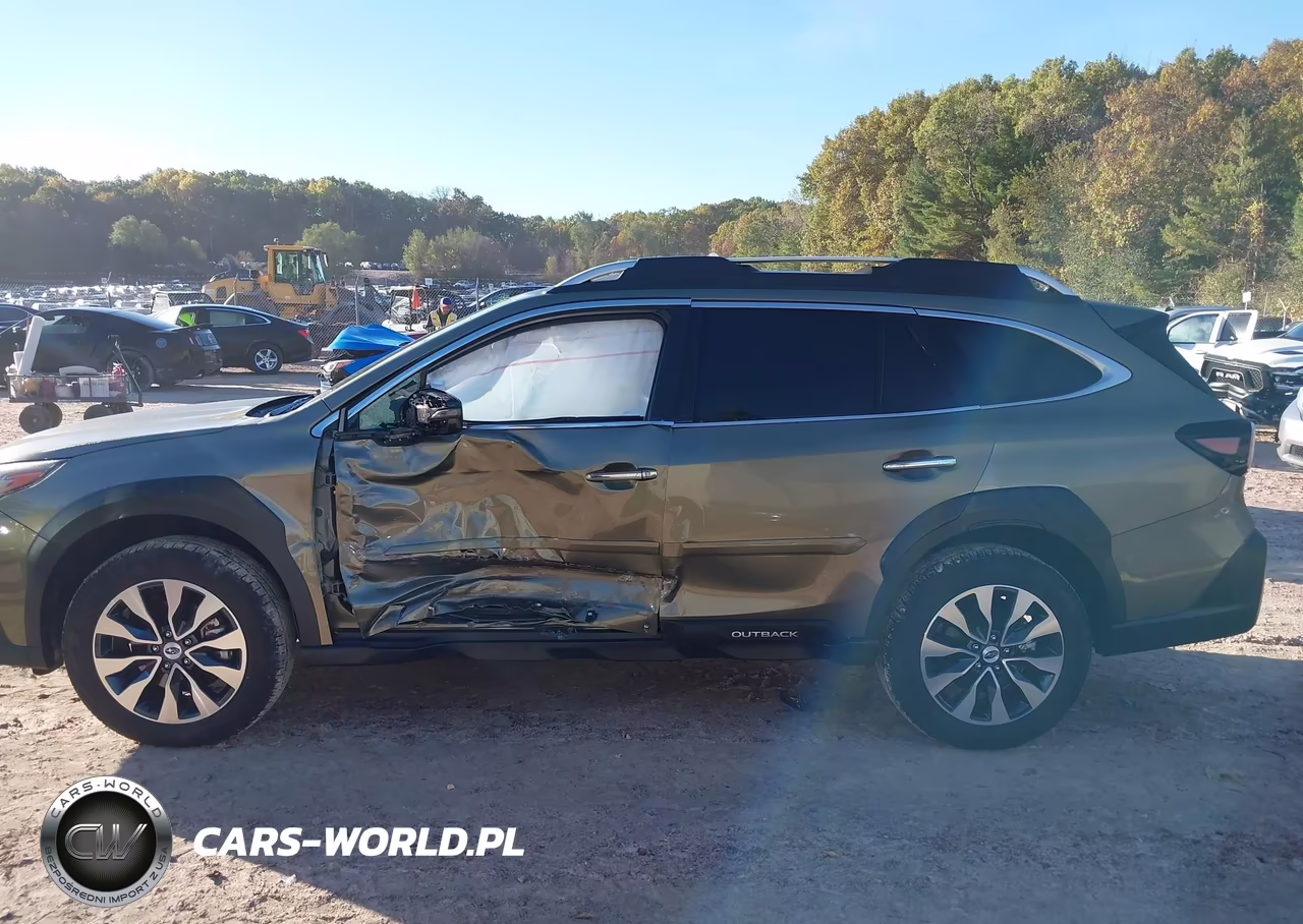 2025 Subaru Outback Touring VIN:4S4BTAPCXS3158865 - 14