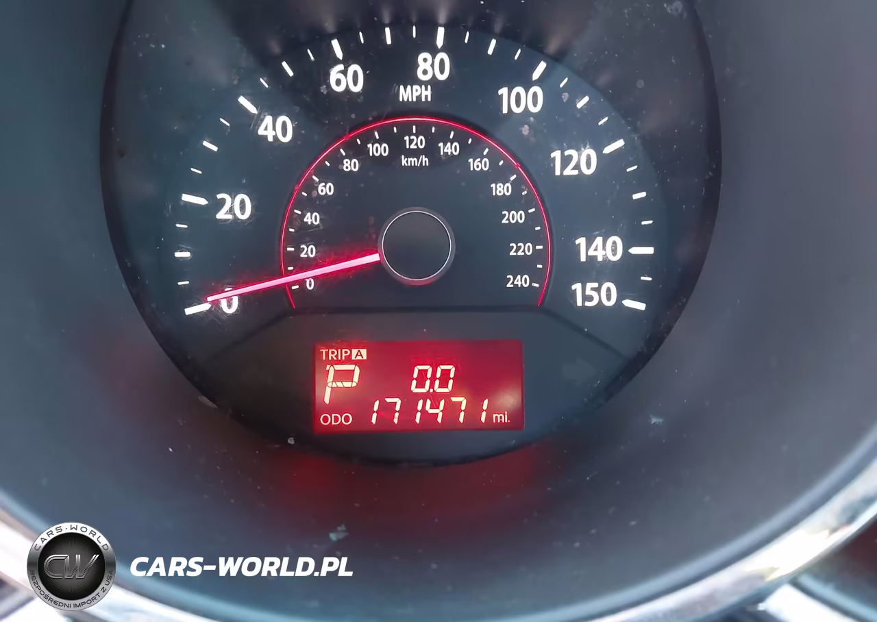 2011 Kia Sorento Lx VIN:5XYKTDA16BG004484 - 12