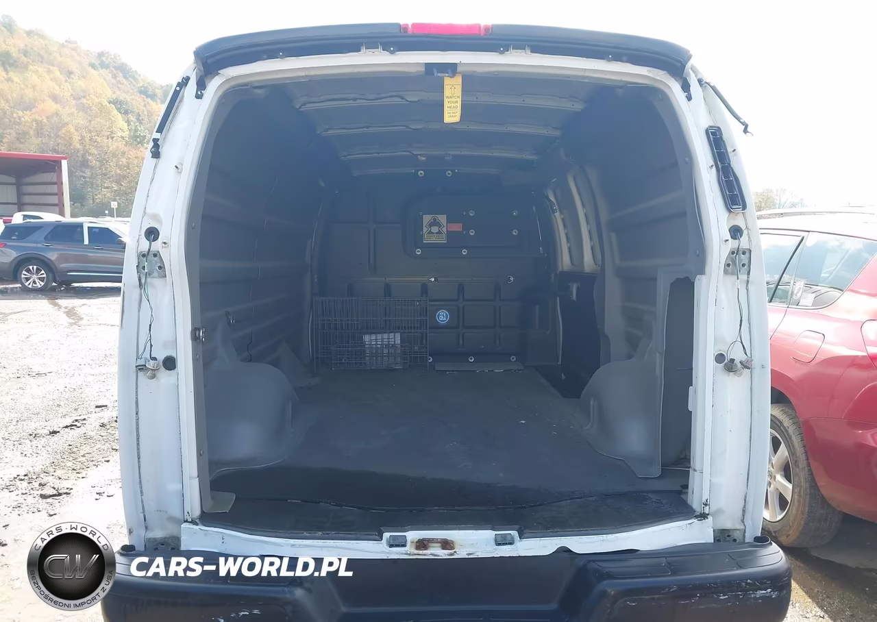 2017 Chevrolet Express 2500 Work Van VIN:1GCWGAF18H1321477 - 16