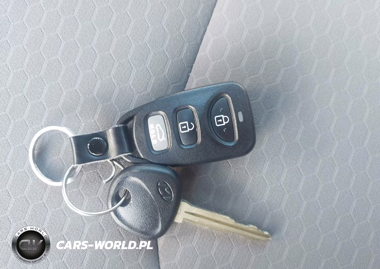 2020 Hyundai Elantra Se VIN:5NPD74LF9LH602827 - 11