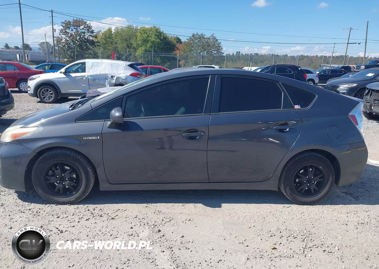 2012 Toyota Prius Two VIN:JTDKN3DU9C1505350 - 14