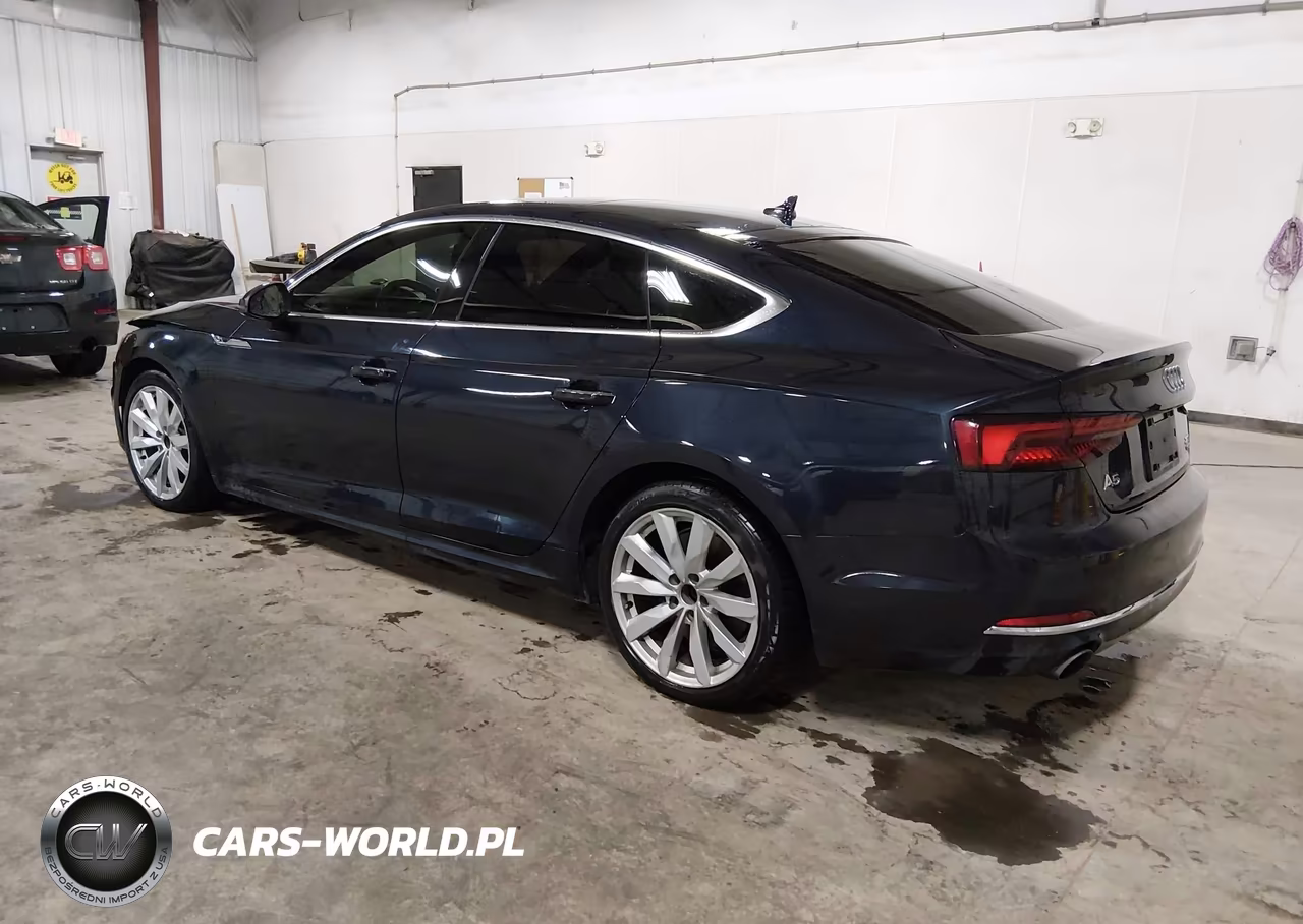 2018 Audi A5 2.0T Premium VIN:WAUBNCF50JA058391 - 3