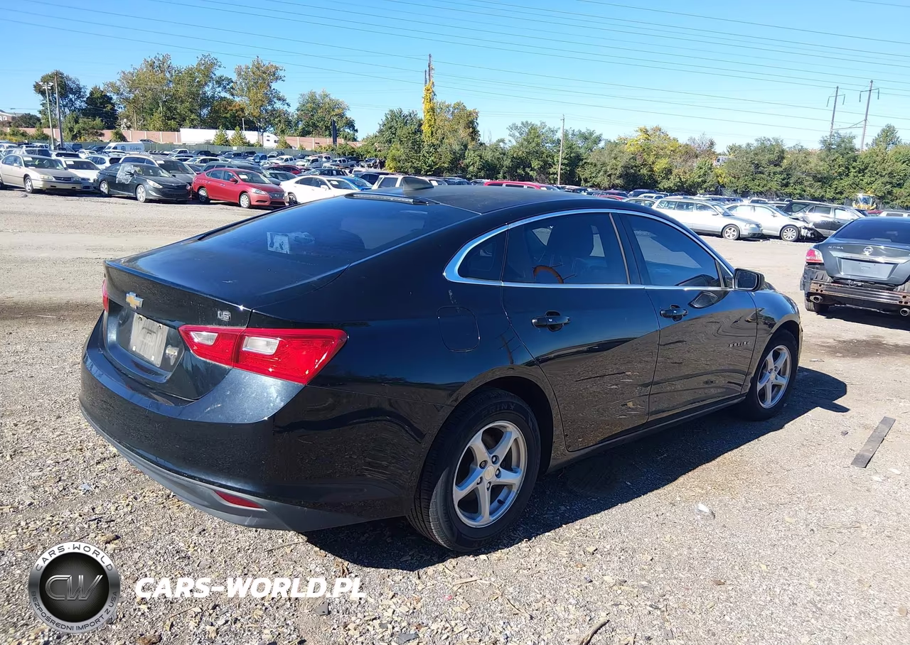 2016 Chevrolet Malibu Ls VIN:1G1ZB5ST2GF316974 - 4