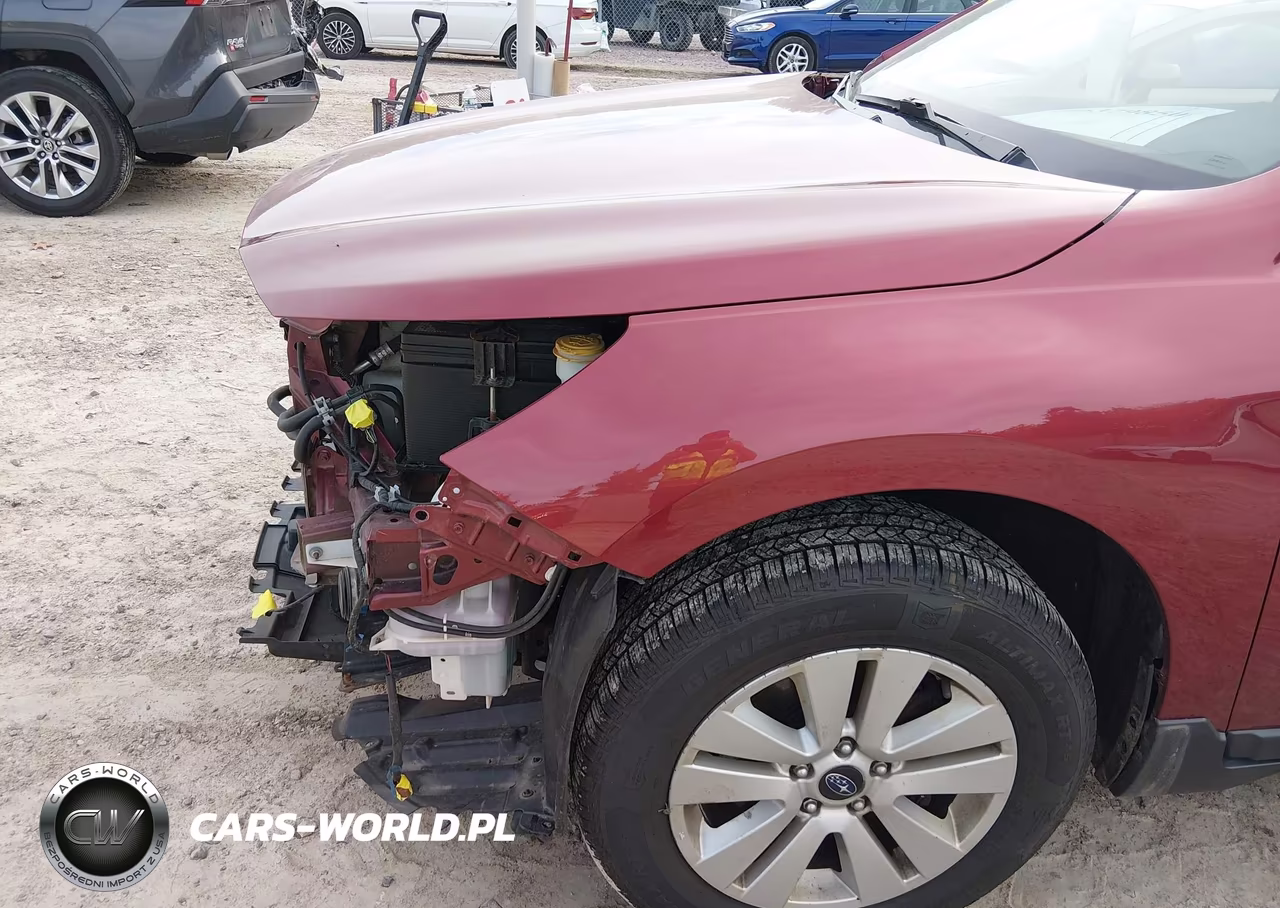 2019 Subaru Outback 2.5I Premium VIN:4S4BSAFC9K3208692 - 18