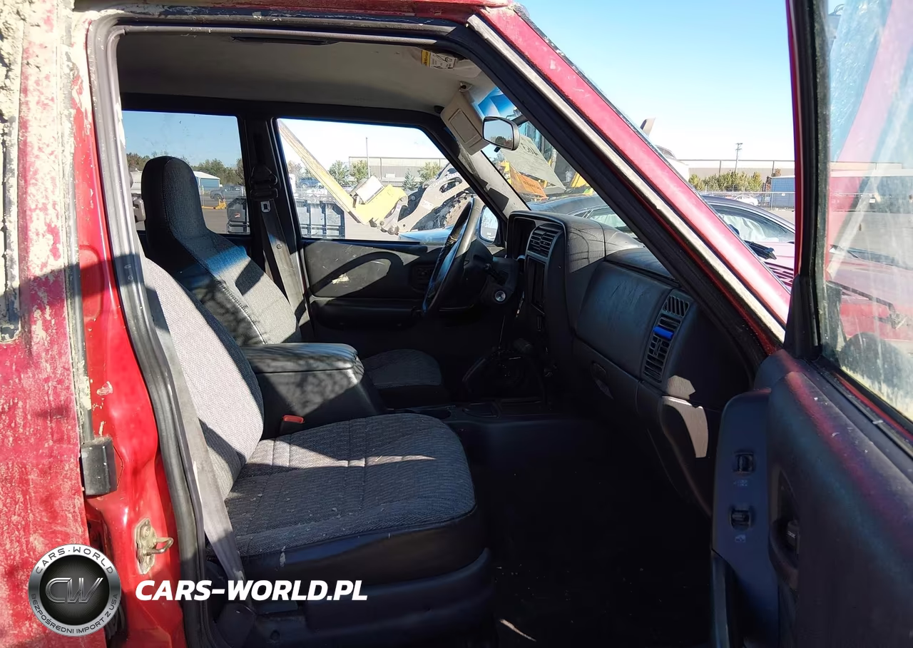2001 Jeep Cherokee Sport VIN:1J4FF48S31L617330 - 5