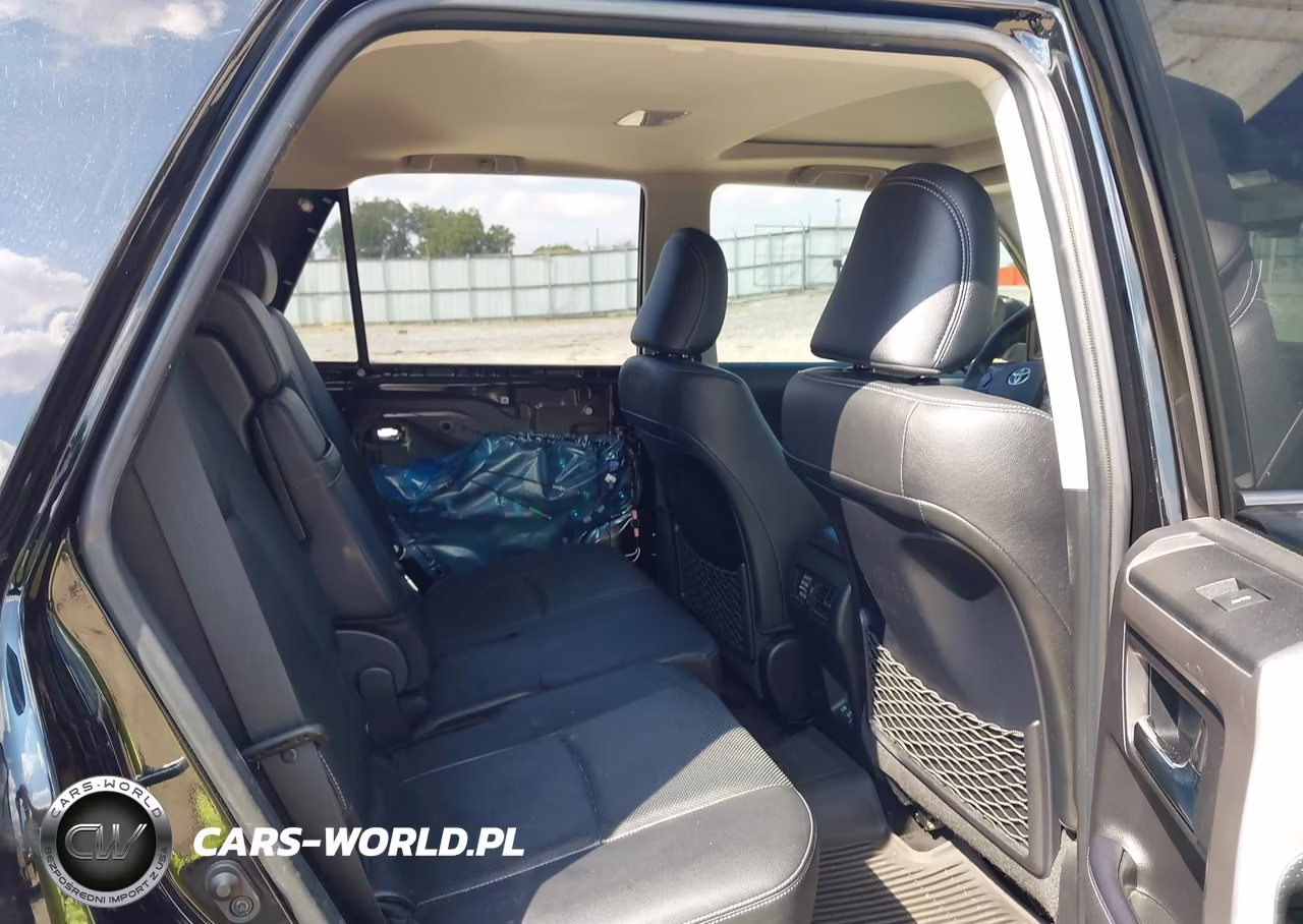 2021 Toyota 4Runner Limited VIN:JTEKU5JR1M5862428 - 8