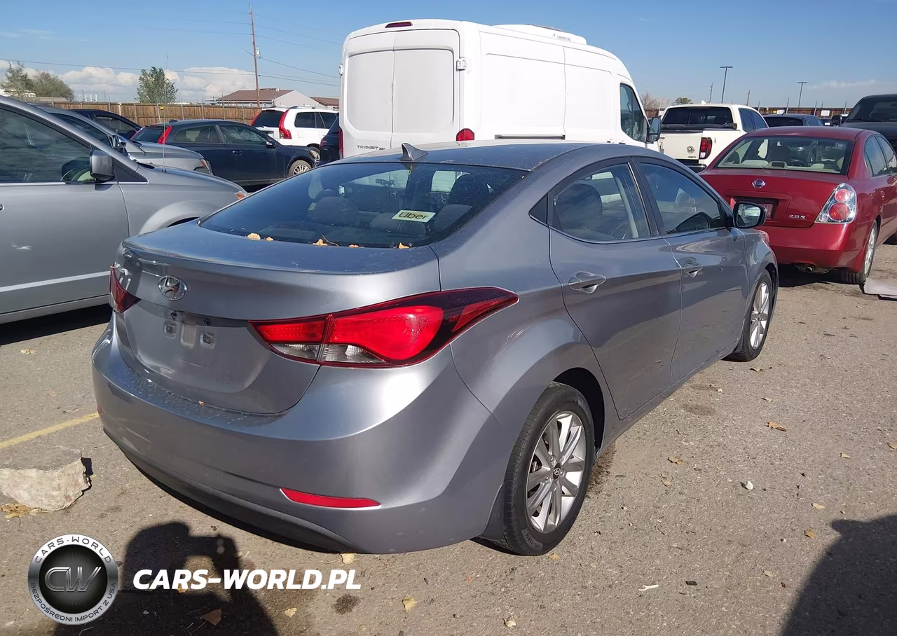 2015 Hyundai Elantra Se VIN:5NPDH4AE3FH607873 - 4