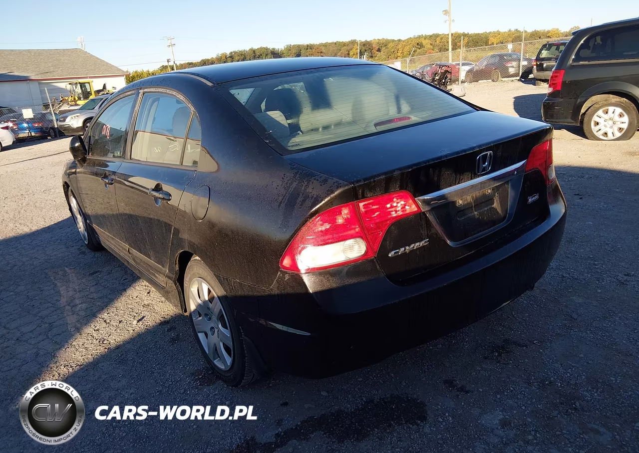 2010 Honda Civic Lx VIN:2HGFA1F50AH330672 - 3