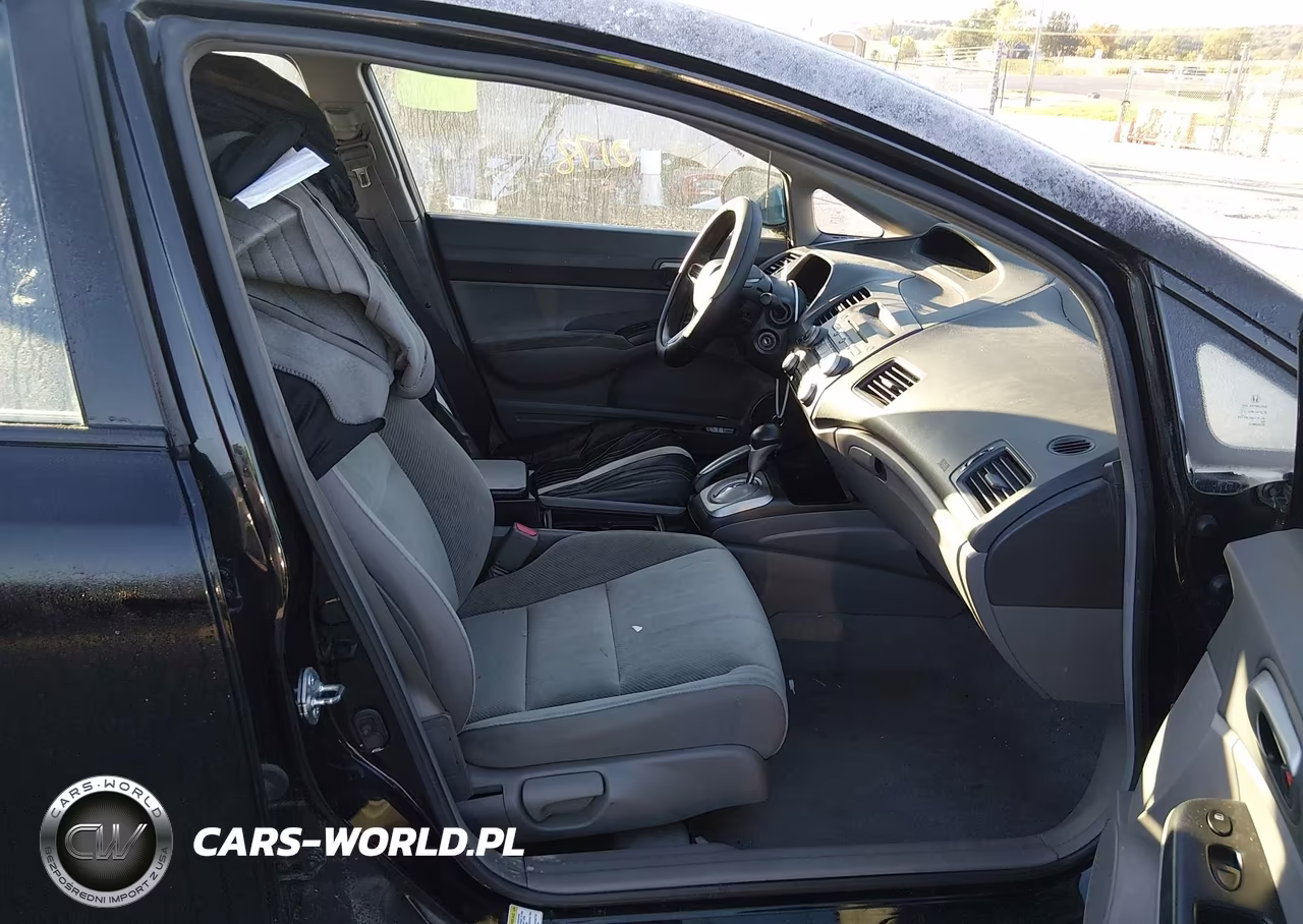 2010 Honda Civic Lx VIN:2HGFA1F50AH330672 - 5