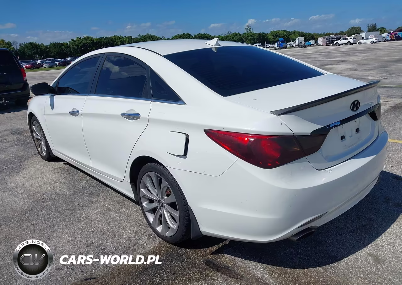 2013 Hyundai Sonata Se VIN:5NPEC4AC4DH517128 - 3