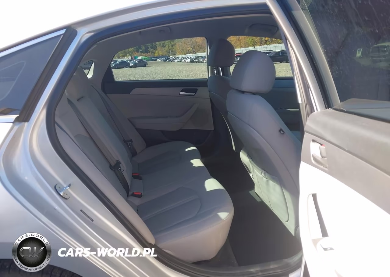 2019 Hyundai Sonata Eco VIN:5NPE24AA0KH775838 - 8