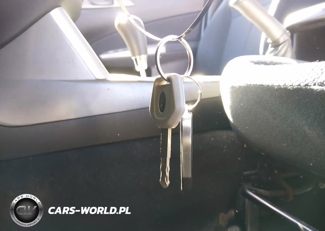 2011 Subaru Forester 2.5X VIN:JF2SHABC0BH702260 - 11