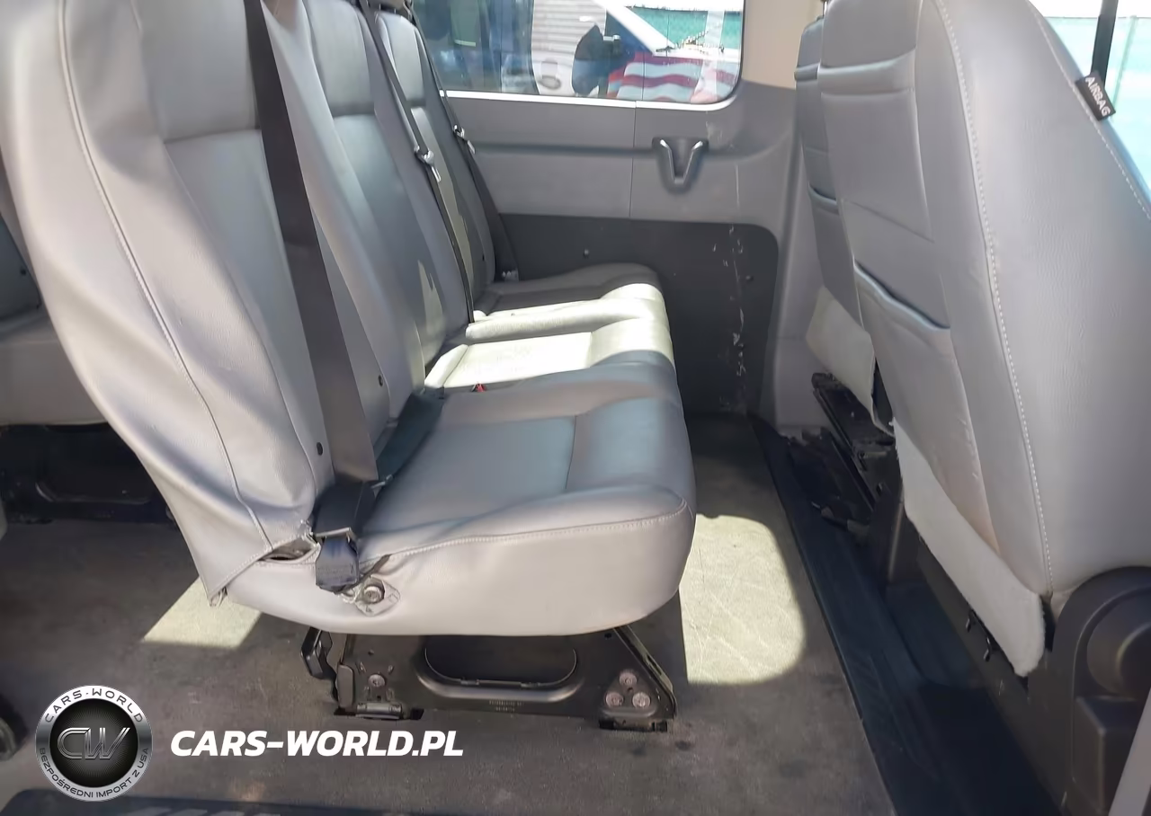 2018 Ford Transit-350 Xl VIN:1FBZX2ZM9JKB42989 - 8