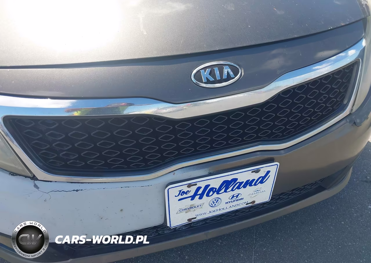 2012 Kia Optima Lx VIN:5XXGM4A71CG068879 - 12