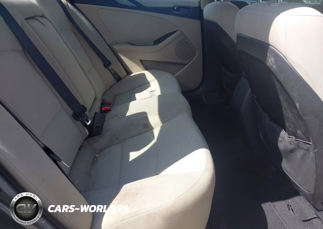 2012 Kia Optima Lx VIN:5XXGM4A71CG068879 - 8