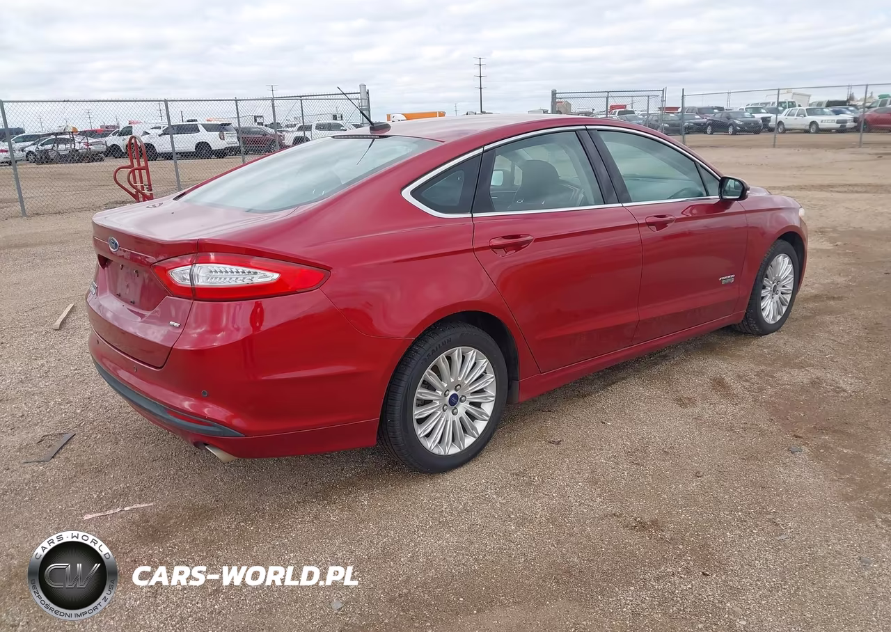 2014 Ford Fusion Energi Se Luxury VIN:3FA6P0PUXER122716 - 4