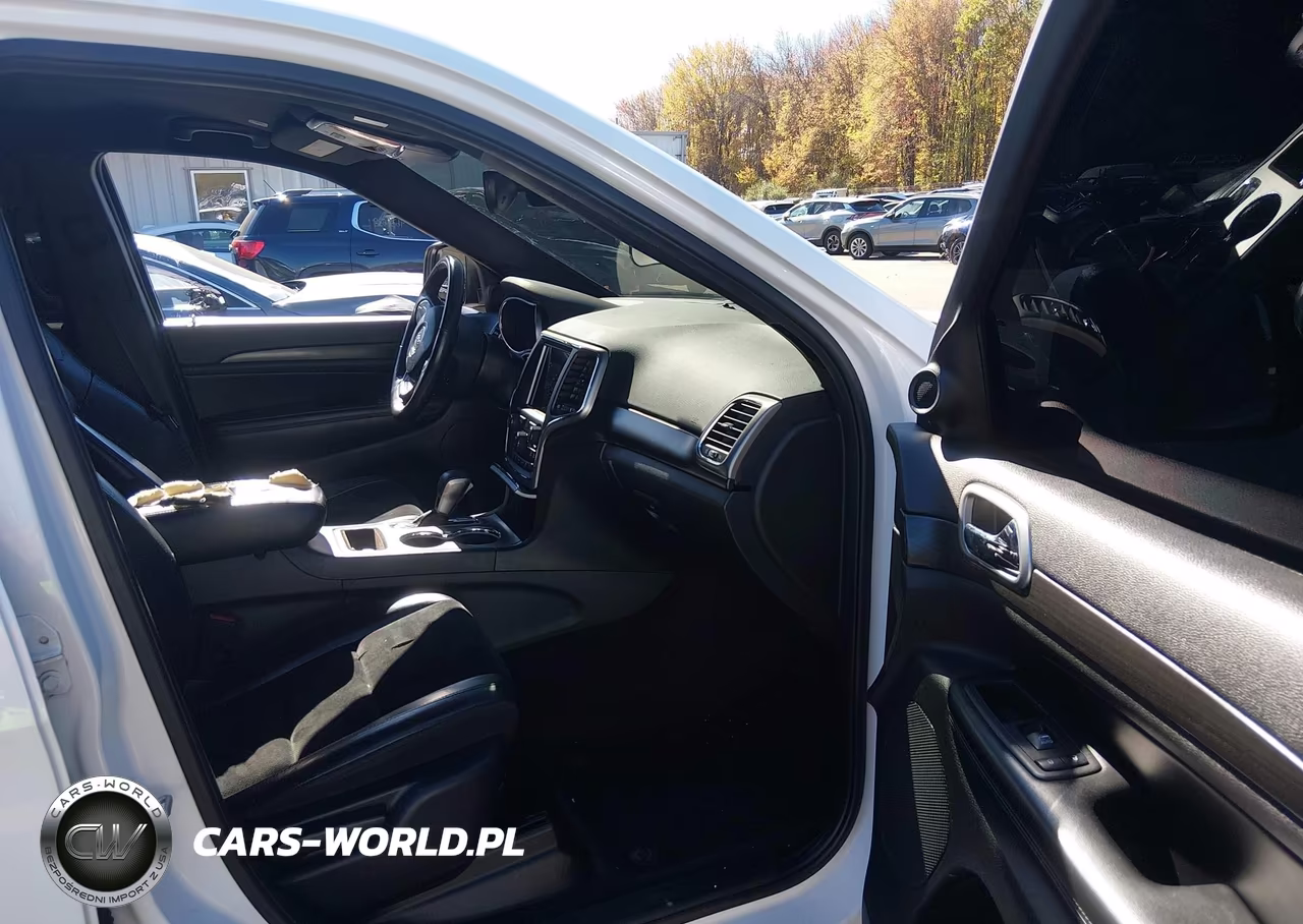2018 Jeep Grand Cherokee Altitude 4X4 VIN:1C4RJFAG4JC121603 - 5