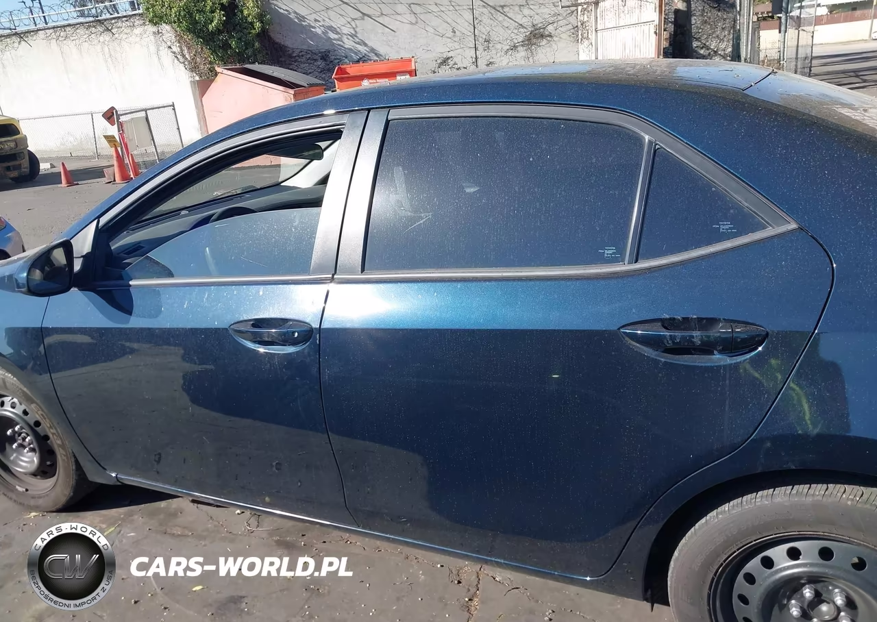 2017 Toyota Corolla Le VIN:5YFBURHE8HP718852 - 15
