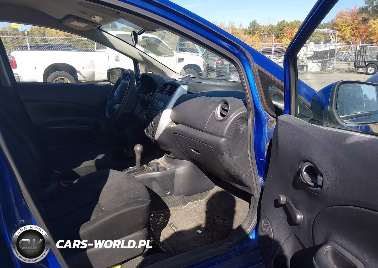 2015 Nissan Versa Note S Plus VIN:3N1CE2CP7FL352218 - 5