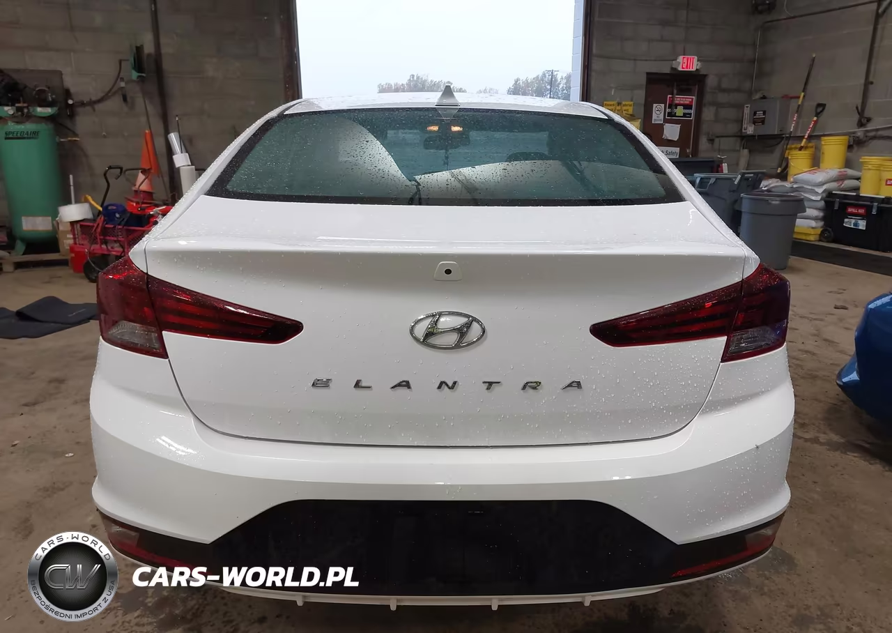 2020 Hyundai Elantra Value Edition VIN:5NPD84LF7LH612916 - 17