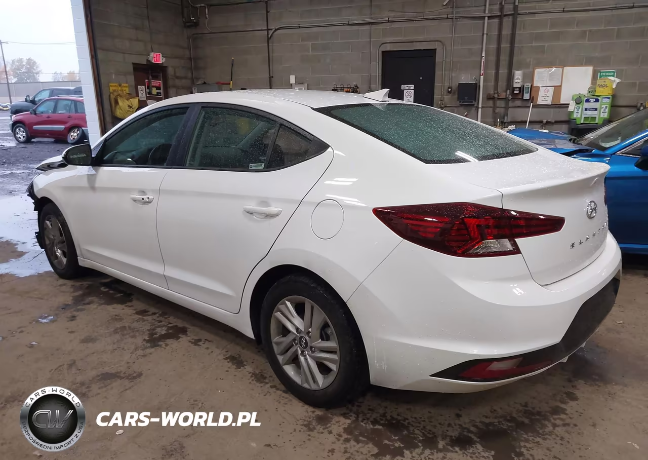 2020 Hyundai Elantra Value Edition VIN:5NPD84LF7LH612916 - 3