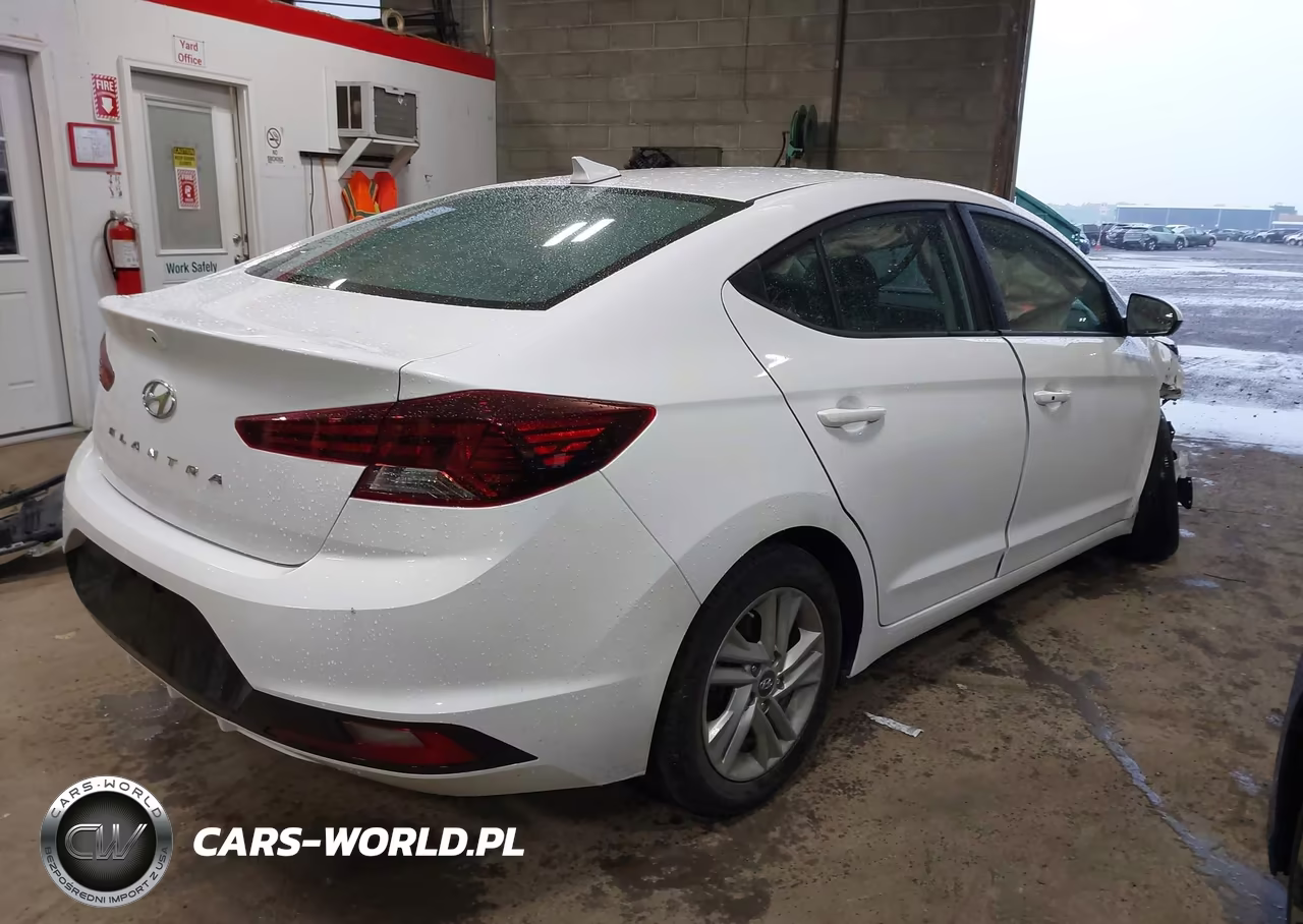 2020 Hyundai Elantra Value Edition VIN:5NPD84LF7LH612916 - 4
