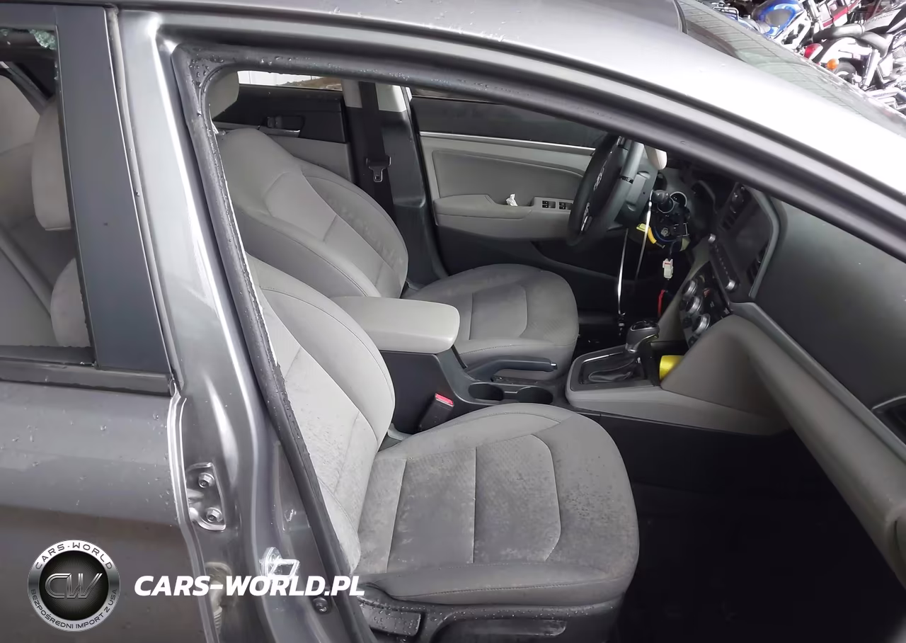 2019 Hyundai Elantra Sel VIN:KMHD84LF9KU844840 - 5