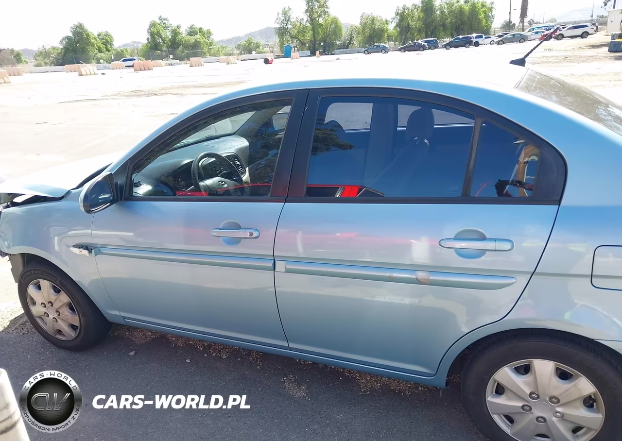 2007 Hyundai Accent Gls VIN:KMHCN46C27U096686 - 14