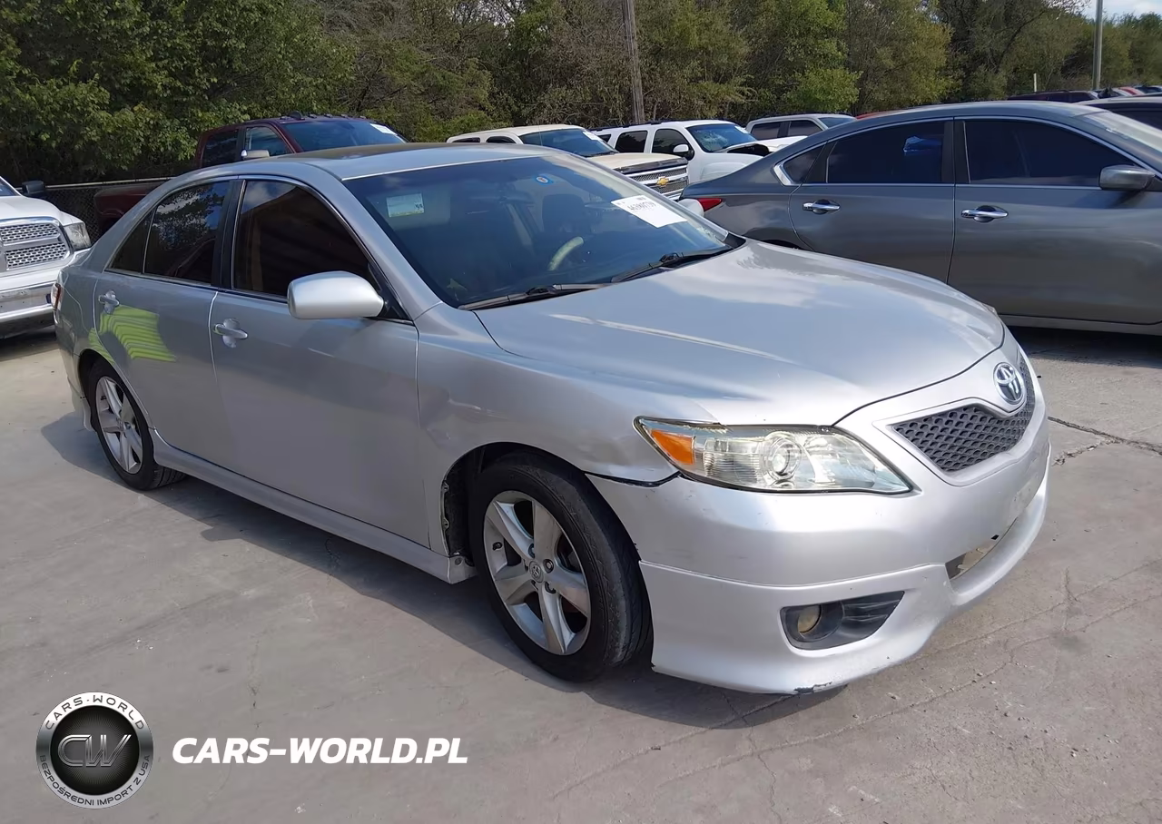 2010 Toyota Camry Se V6 – zdjęcie 1 z 12