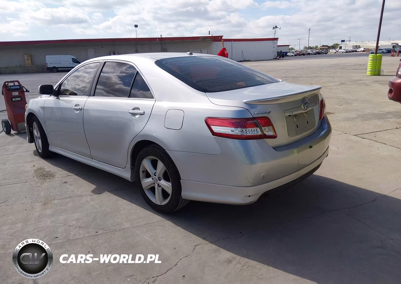 2010 Toyota Camry Se V6 VIN:4T1BK3EK0AU106288 - 3