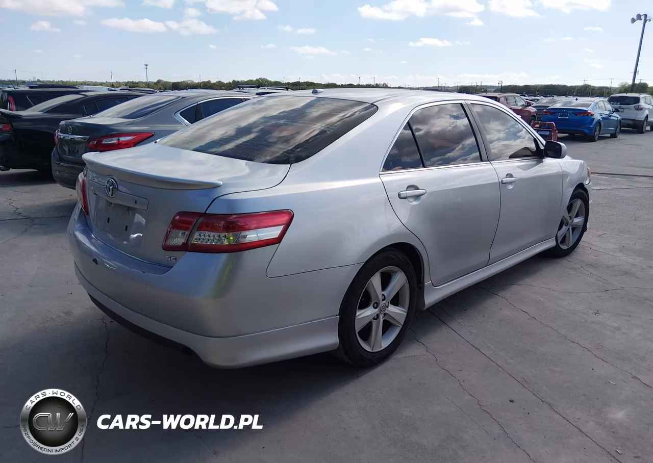 2010 Toyota Camry Se V6 VIN:4T1BK3EK0AU106288 - 4