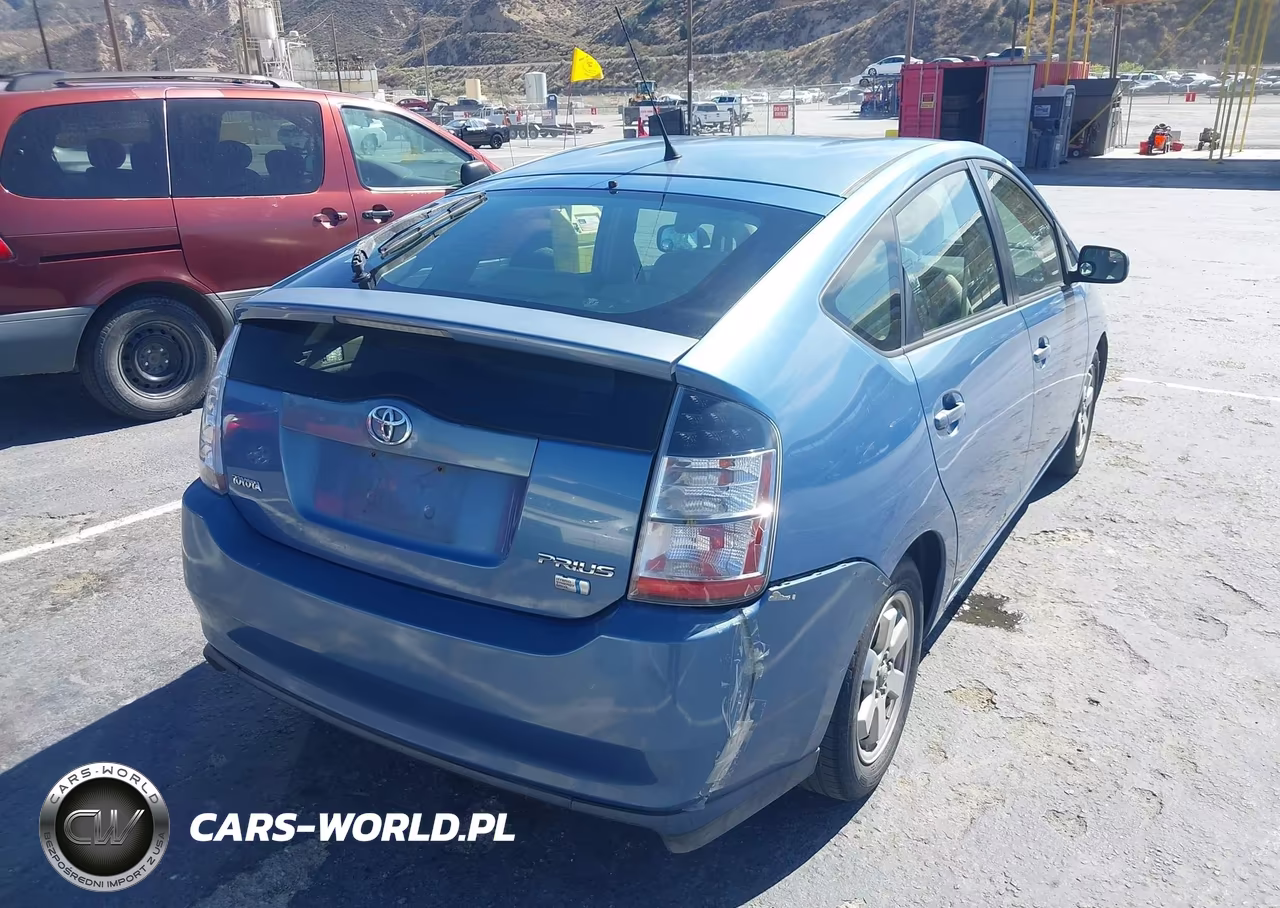 2005 Toyota Prius VIN:JTDKB20U157044492 - 4