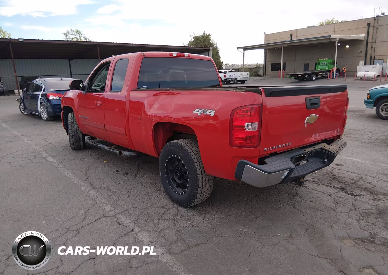 2008 Chevrolet Silverado 1500 Ltz VIN:2GCEK19J881114569 - 3