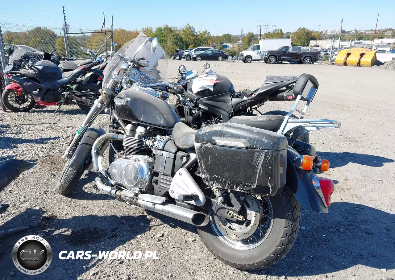 2006 Triumph Motorcycle Bonneville America VIN:SMT905JN36J251047 - 3