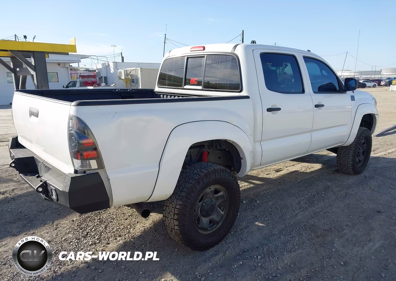 2005 Toyota Tacoma Prerunner V6 VIN:3TMJU62N45M002245 - 4