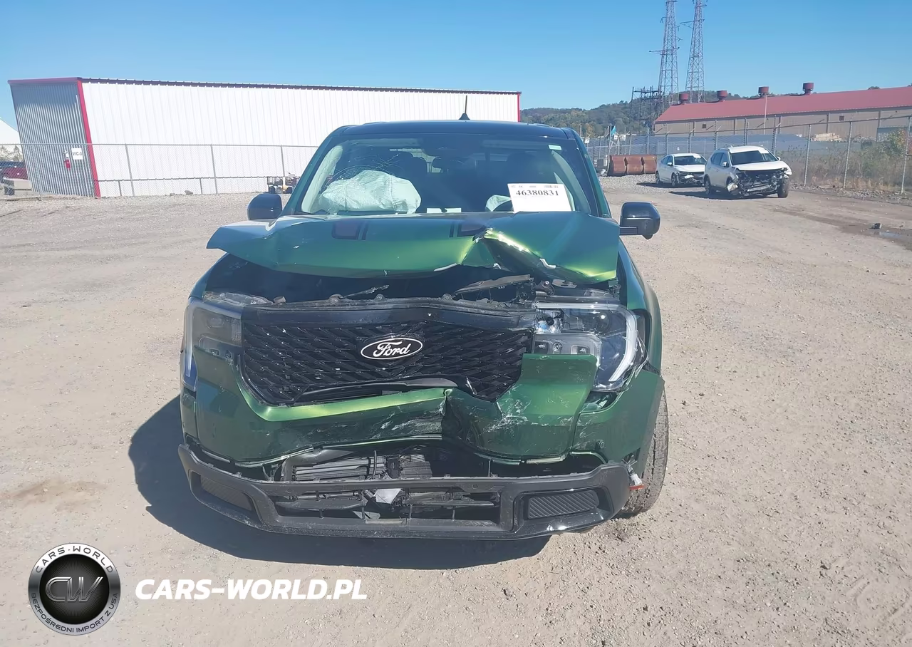 2025 Ford Maverick Lariat VIN:3FTTW8S36SRA53984 - 12