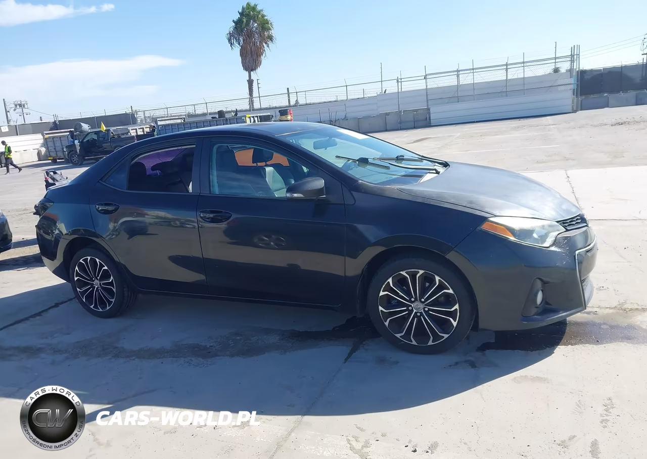 2015 Toyota Corolla S Plus VIN:5YFBURHE3FP258979 - 13