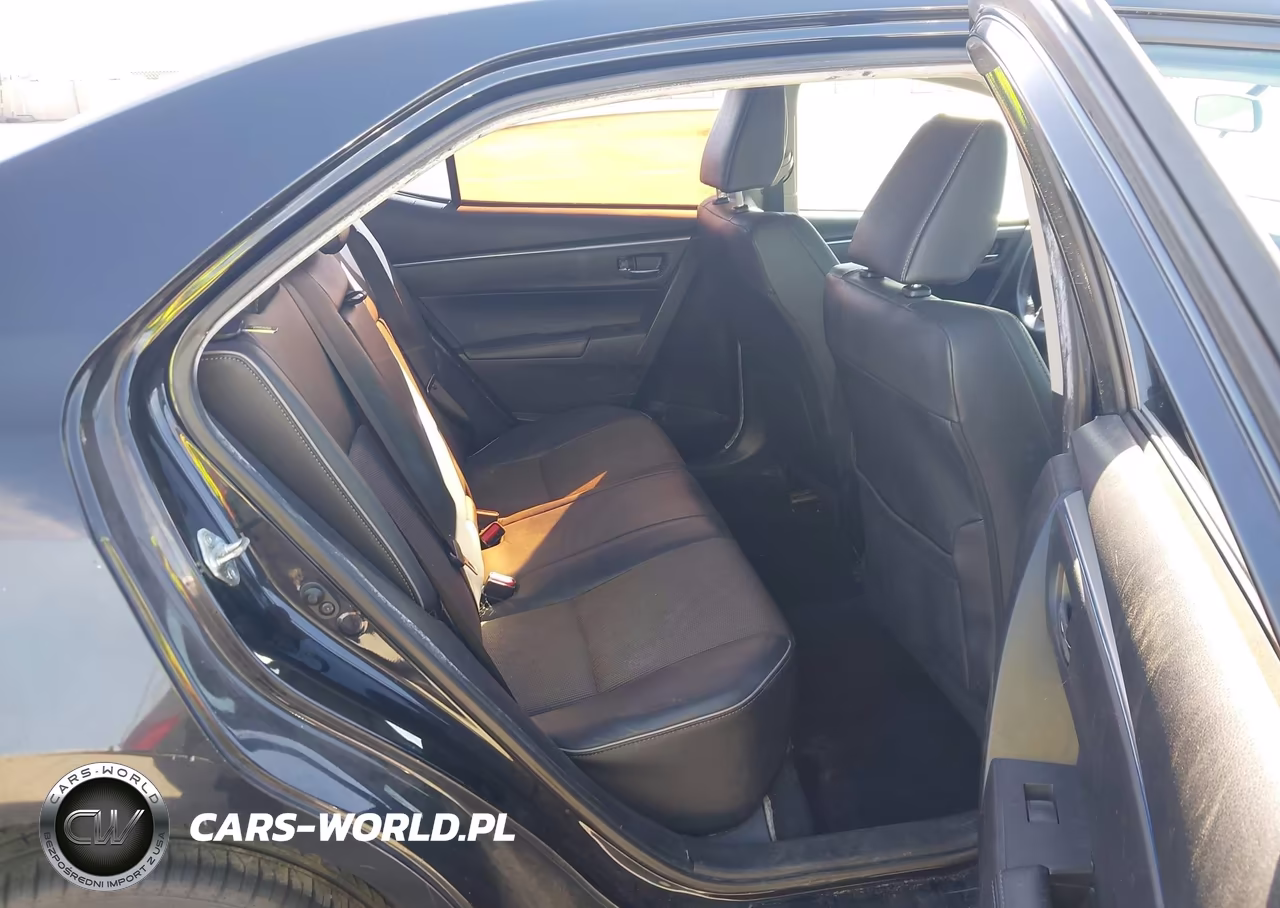 2015 Toyota Corolla S Plus VIN:5YFBURHE3FP258979 - 8