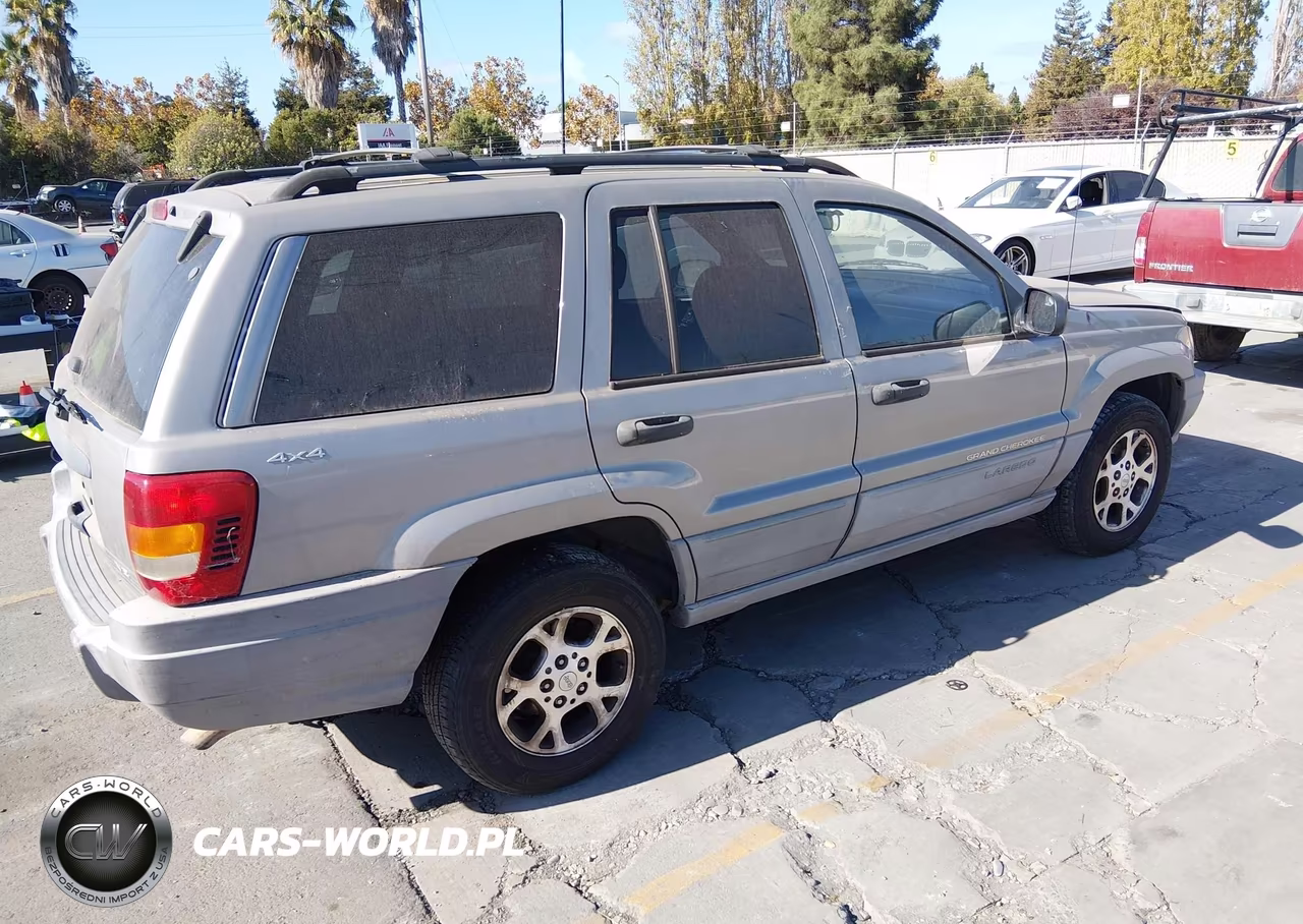 2000 Jeep Grand Cherokee Laredo VIN:1J4GW48N4YC348666 - 4