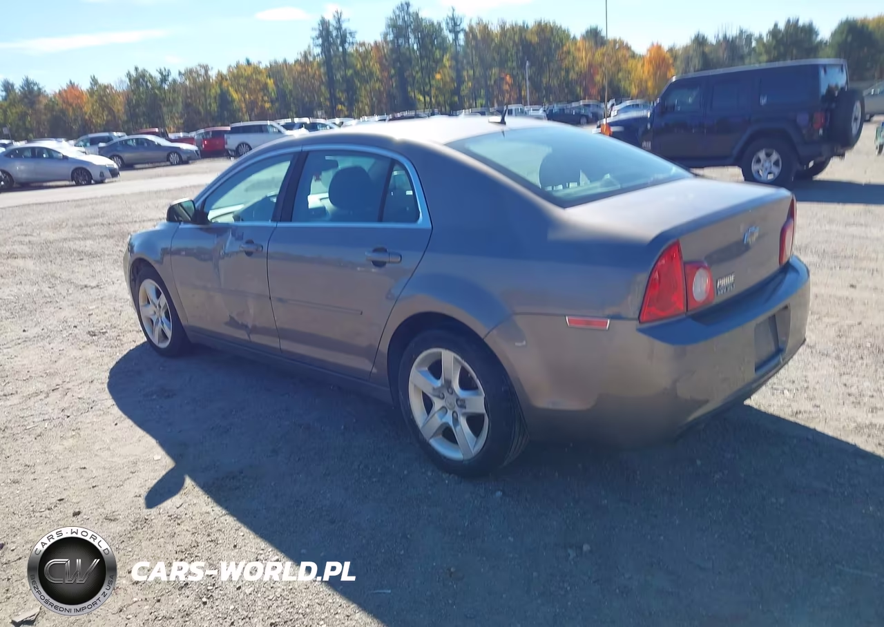 2011 Chevrolet Malibu Ls VIN:1G1ZB5E1XBF252329 - 3