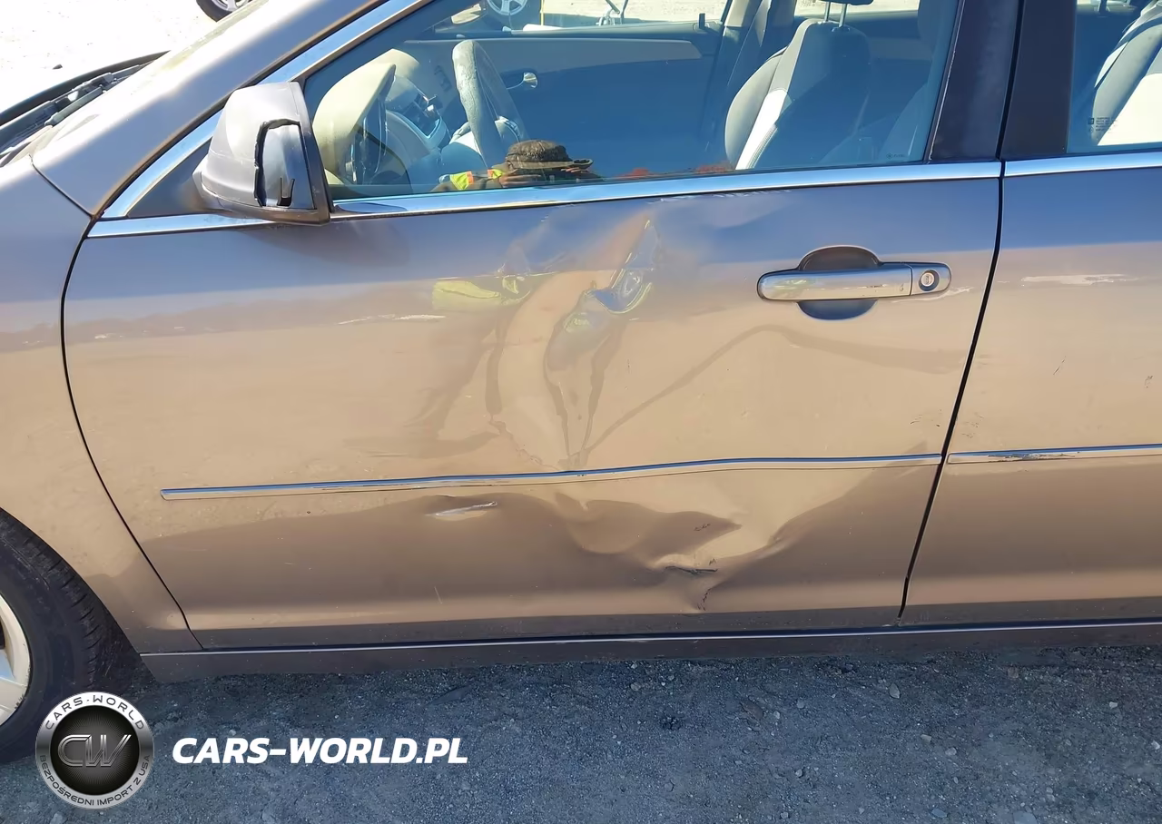 2011 Chevrolet Malibu Ls VIN:1G1ZB5E1XBF252329 - 6
