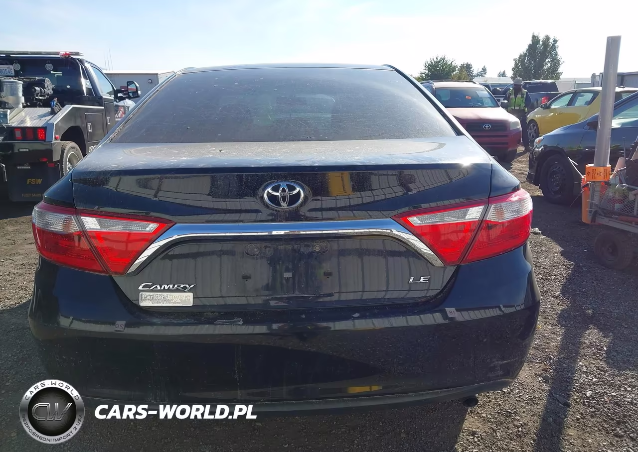 2015 Toyota Camry Le VIN:4T4BF1FK9FR485750 - 16