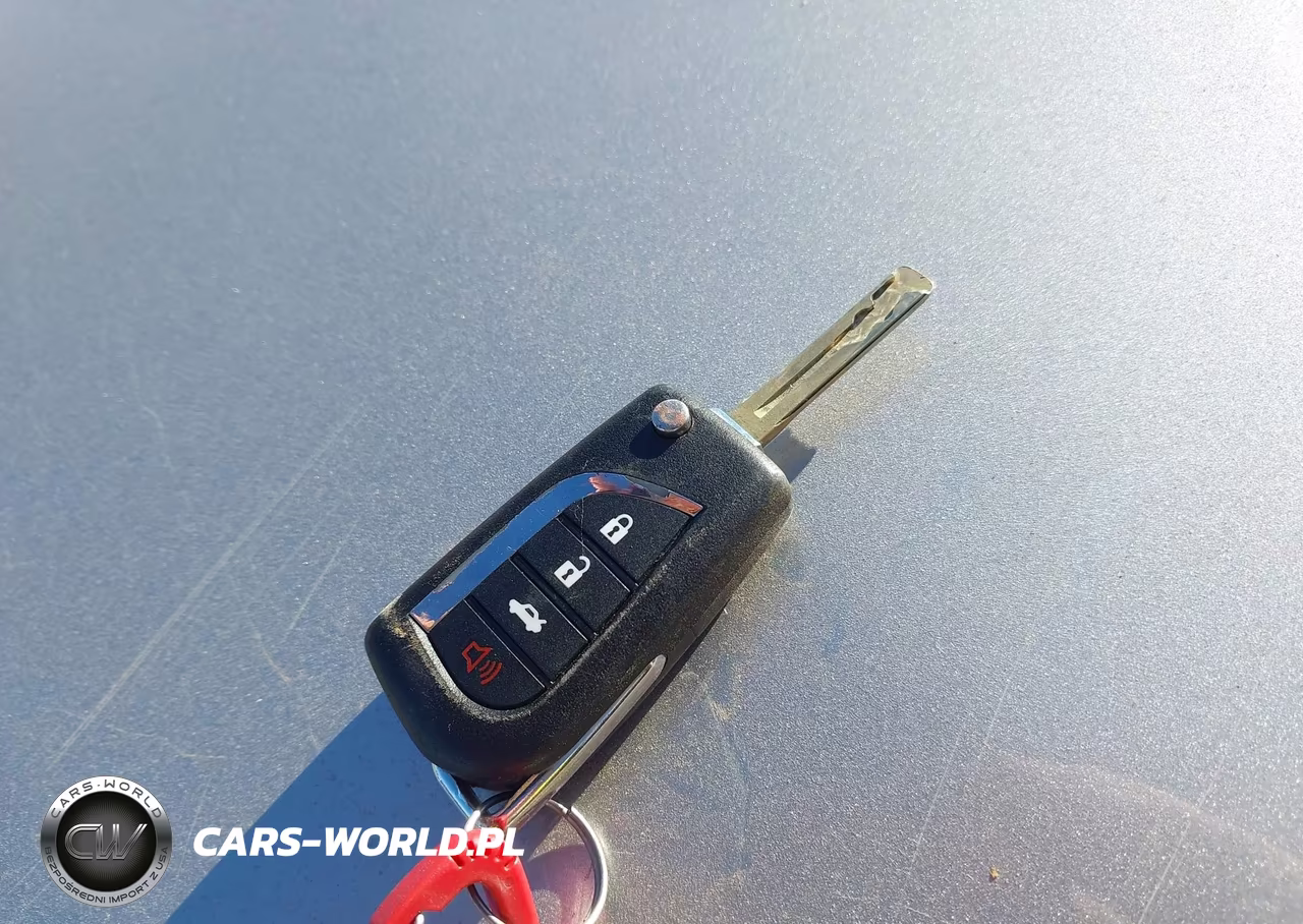 2018 Toyota Camry Le VIN:4T1B11HK7JU110938 - 11