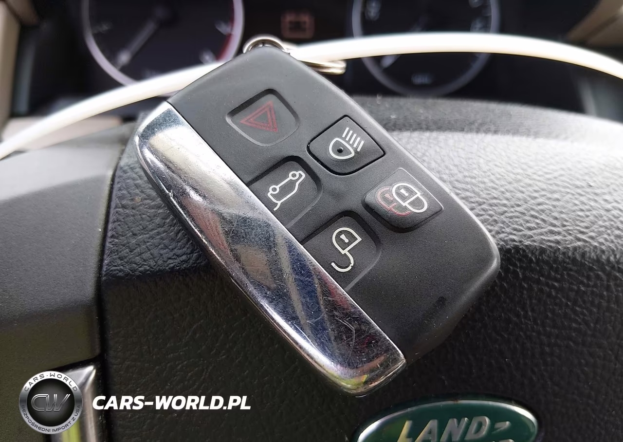 2011 Land Rover Lr4 VIN:SALAK2D43BA582804 - 11