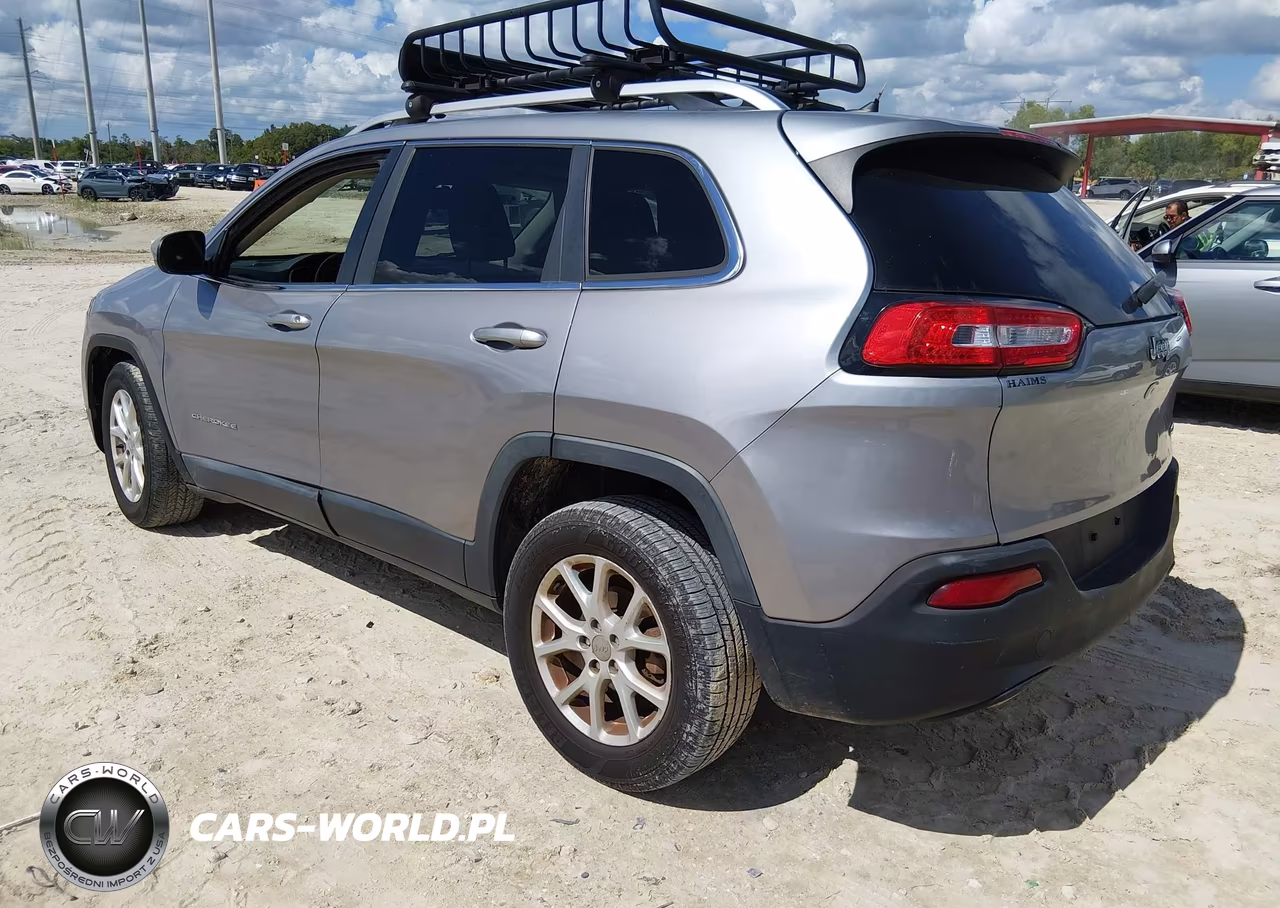 2016 Jeep Cherokee Latitude VIN:1C4PJLCB8GW135387 - 3