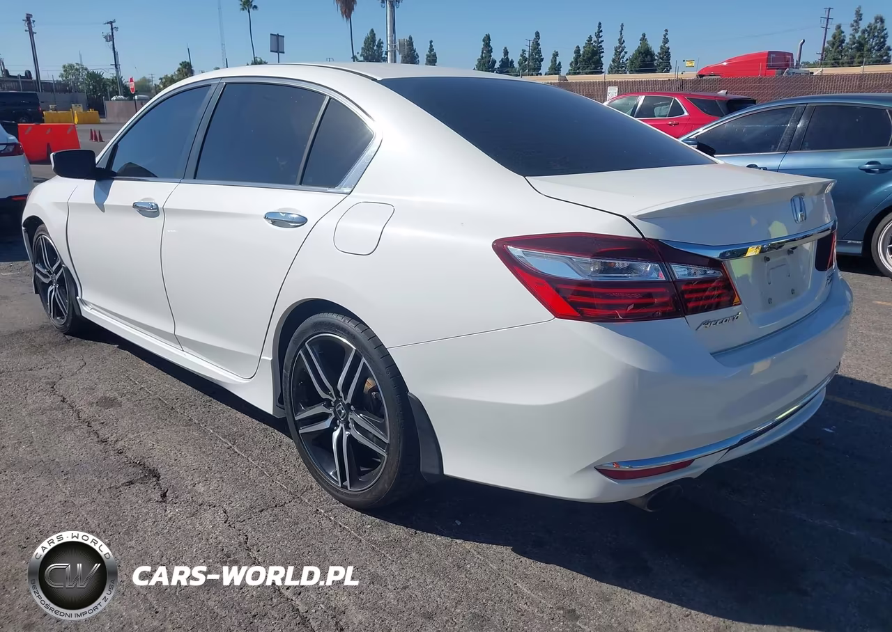 2017 Honda Accord Sport Se VIN:1HGCR2F1XHA151837 - 3