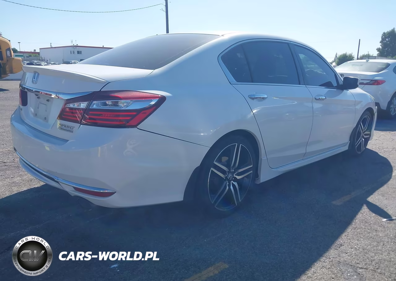 2017 Honda Accord Sport Se VIN:1HGCR2F1XHA151837 - 4