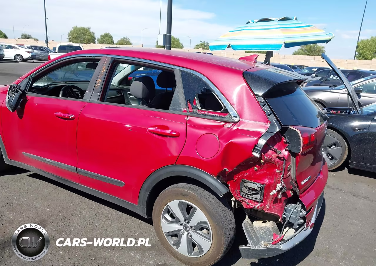 2017 Kia Niro Fe VIN:KNDCB3LC9H5047895 - 6