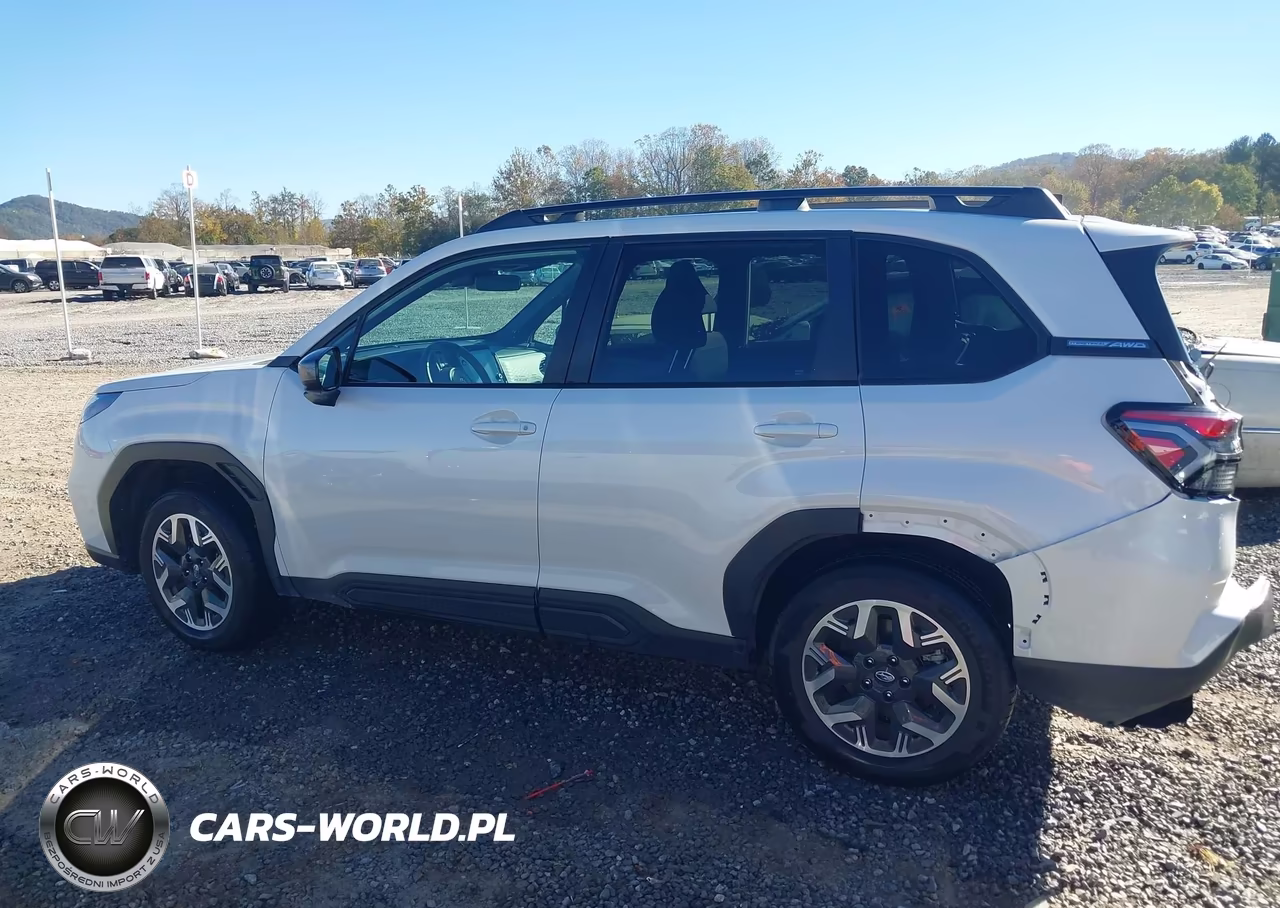 2026 Subaru Forester Premium VIN:4S4SLDB61T3072770 - 14